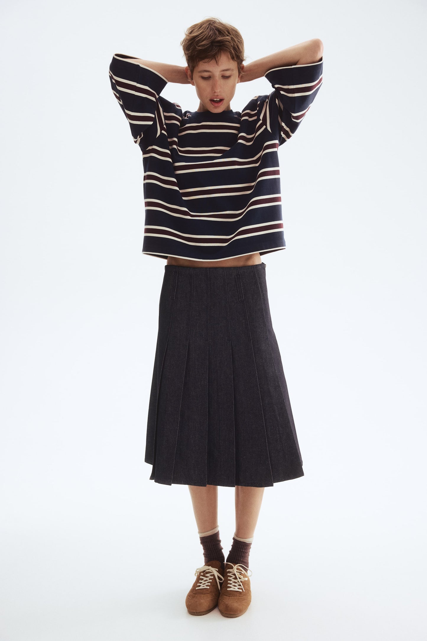 Pleated denim skirt
