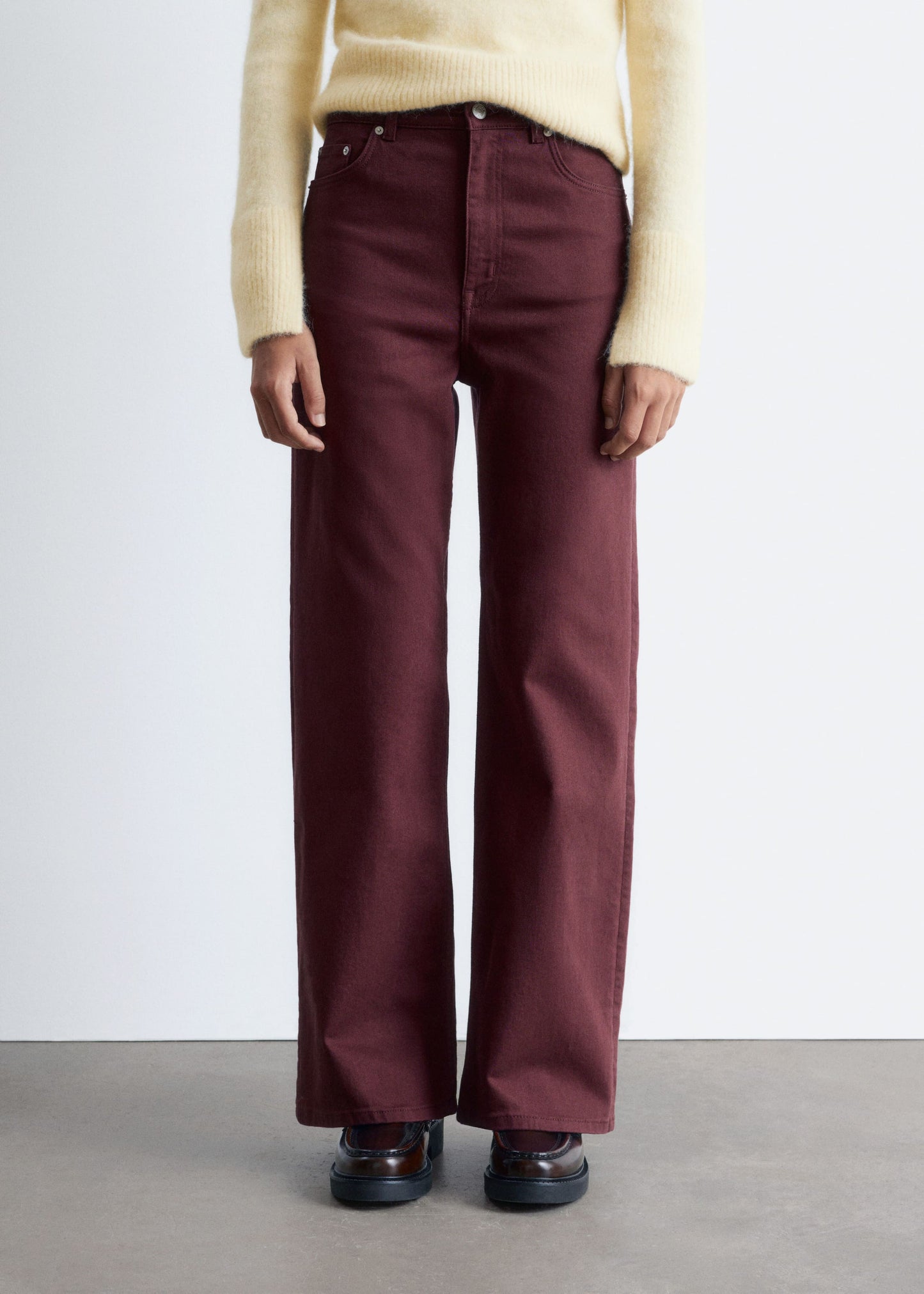 Wide-Leg Jeans