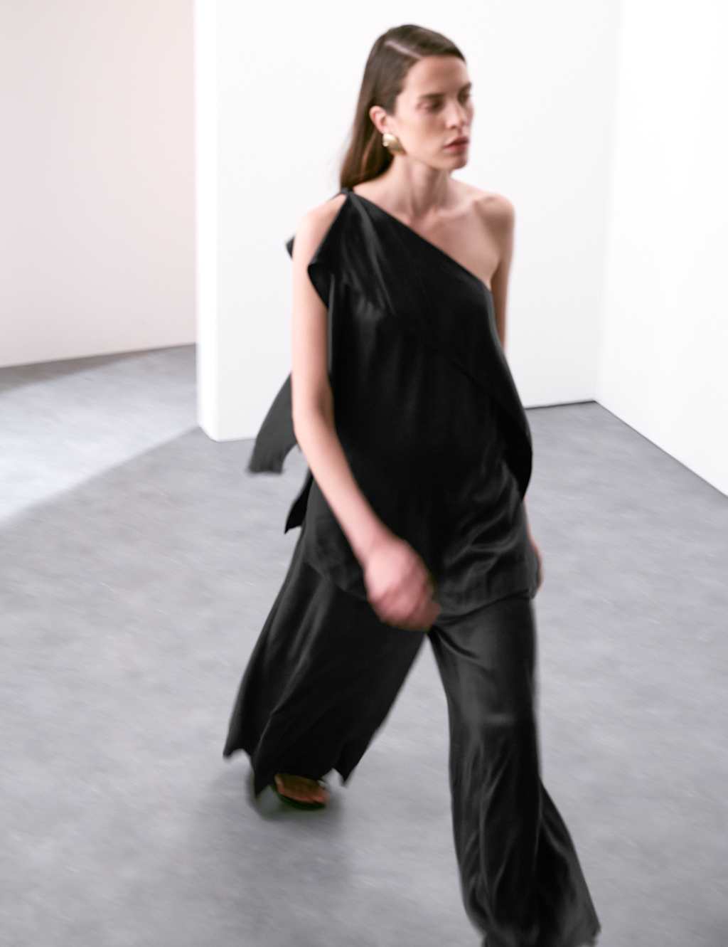 Cupro Rich One Shoulder Longline Top