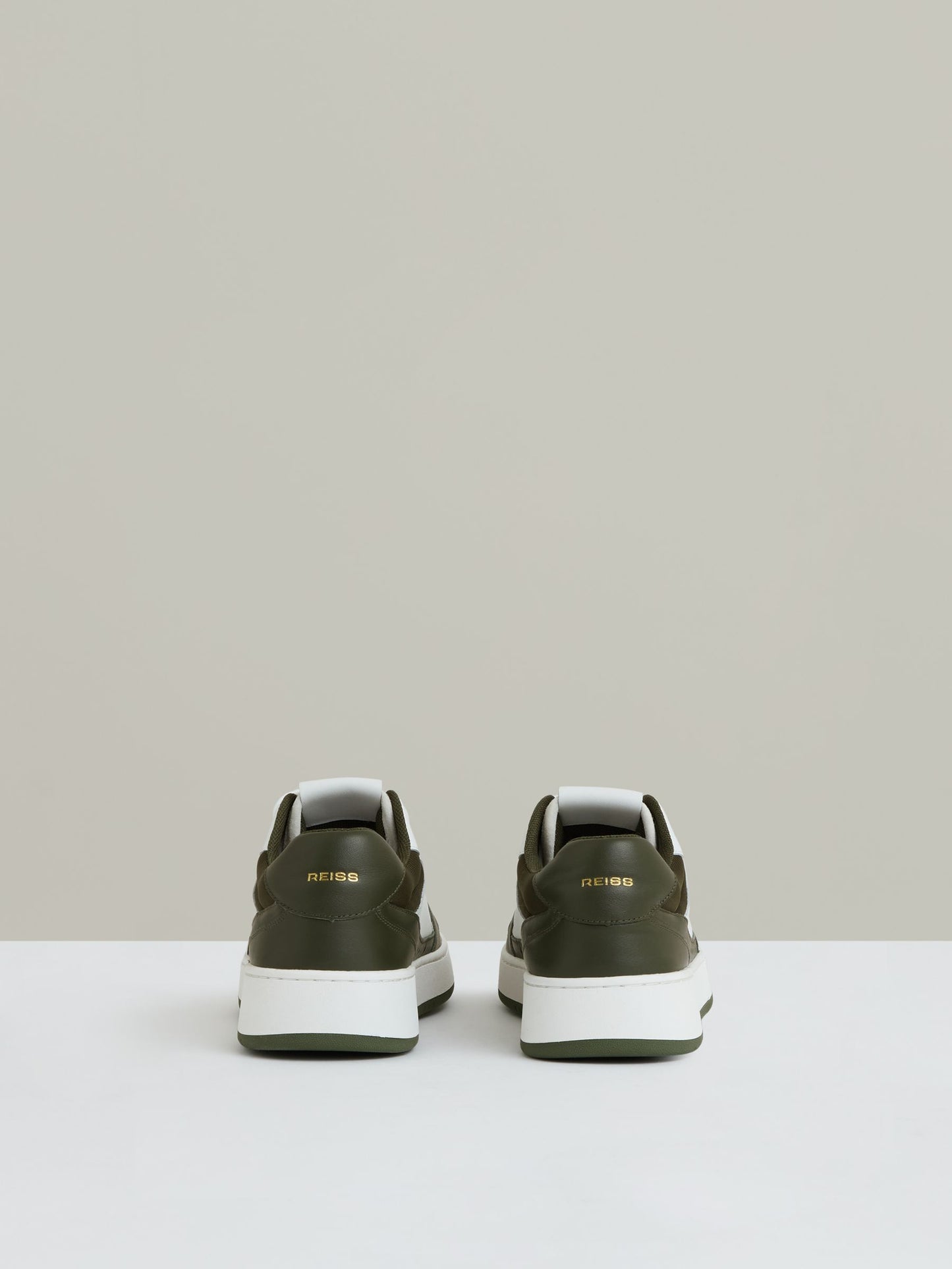 Reiss Leather Panelled Trainers in Khaki/White