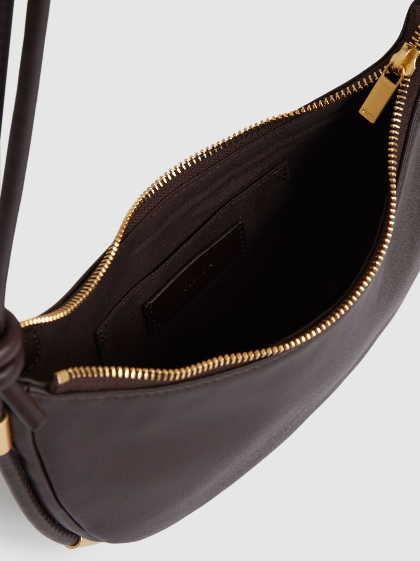 Leather Rope Strap Shoulder Bag in Oxblood