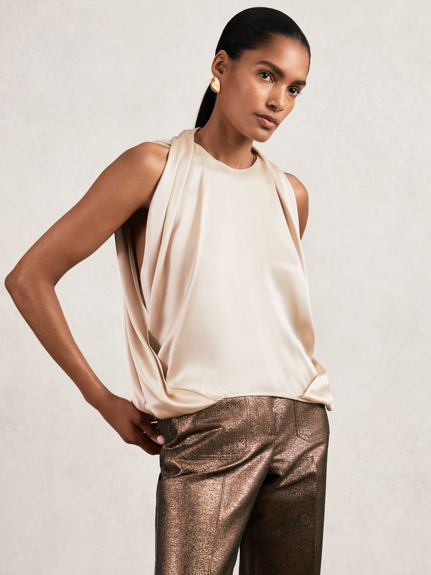 Top in Champagne Neutral
