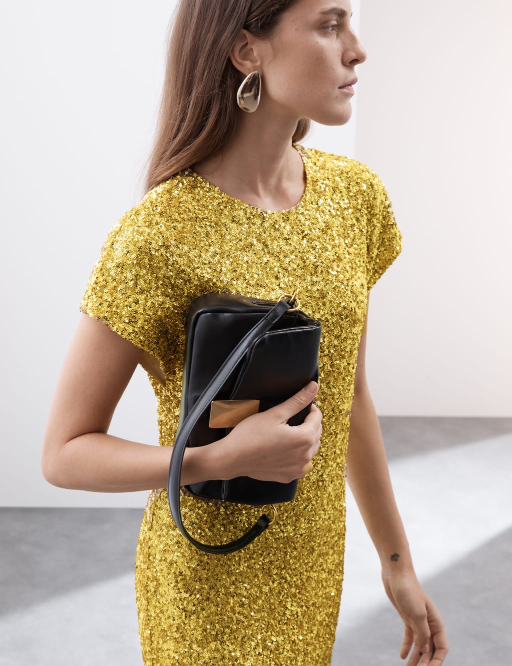 Sequin Round Neck Midaxi Shift Dress