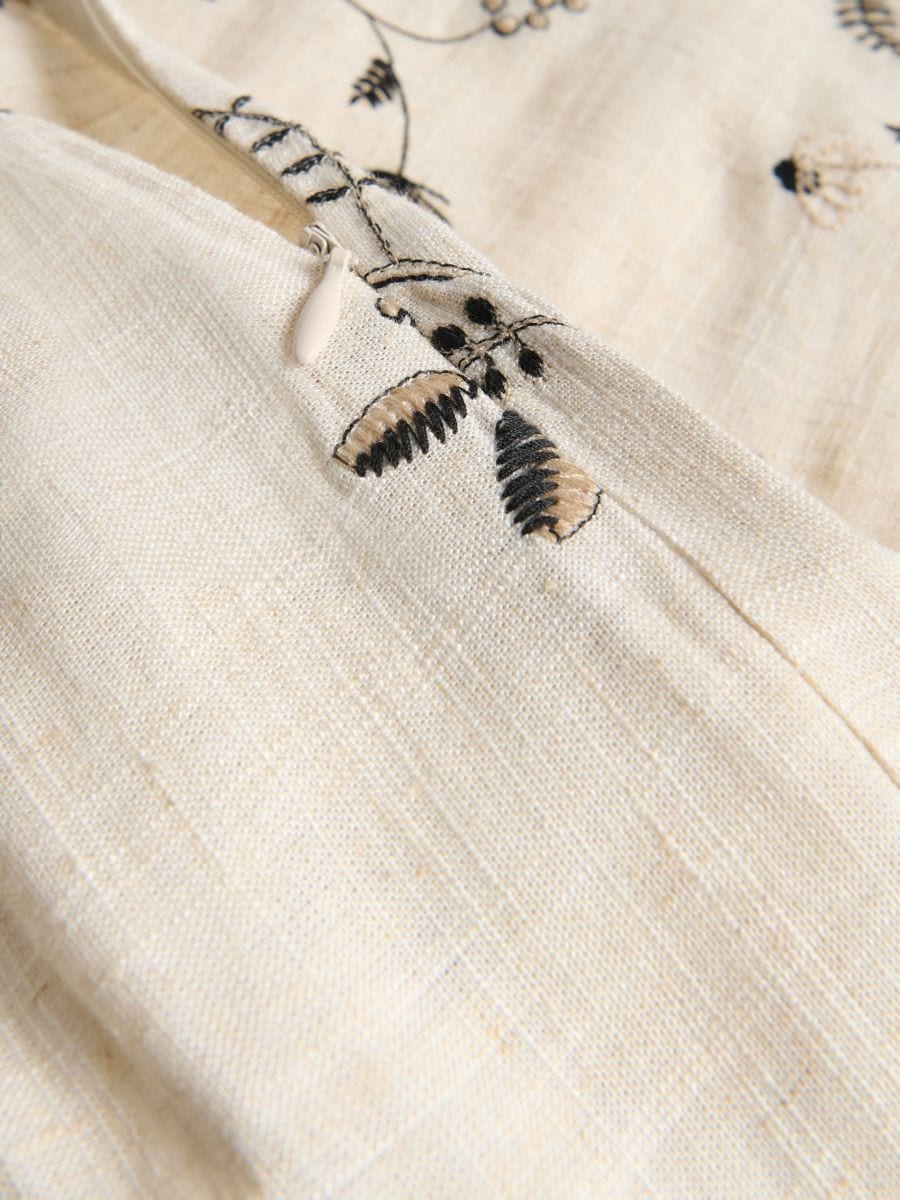 Midi skirt with linen blend
