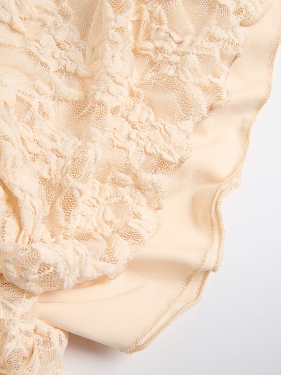 Maxi lace skirt