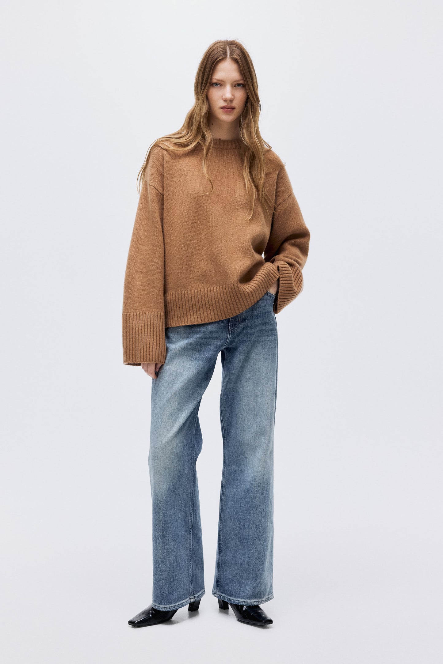 Cashmere-blend jumper