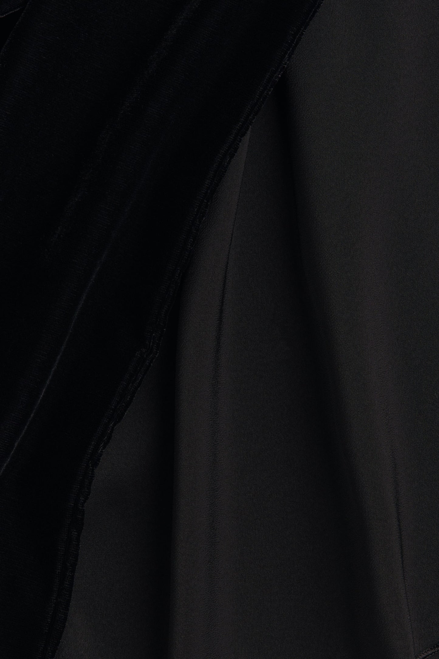 Scarf-collar halterneck top