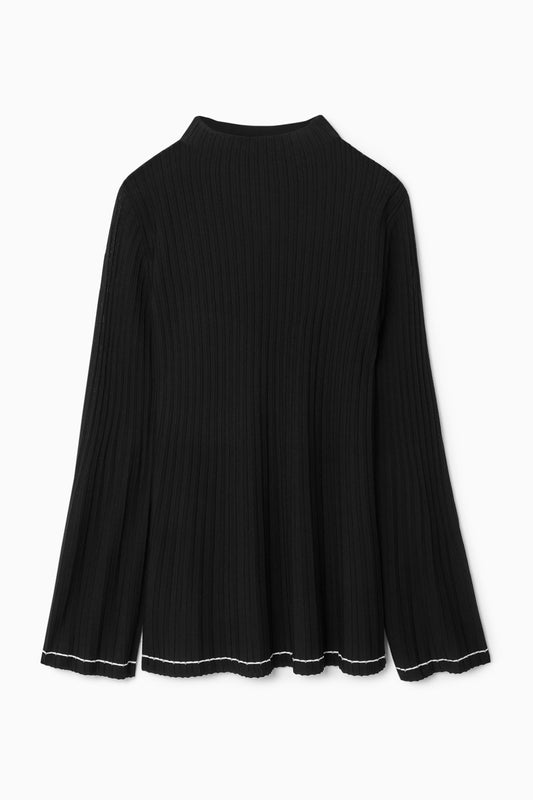 Pleated knitted tunic top