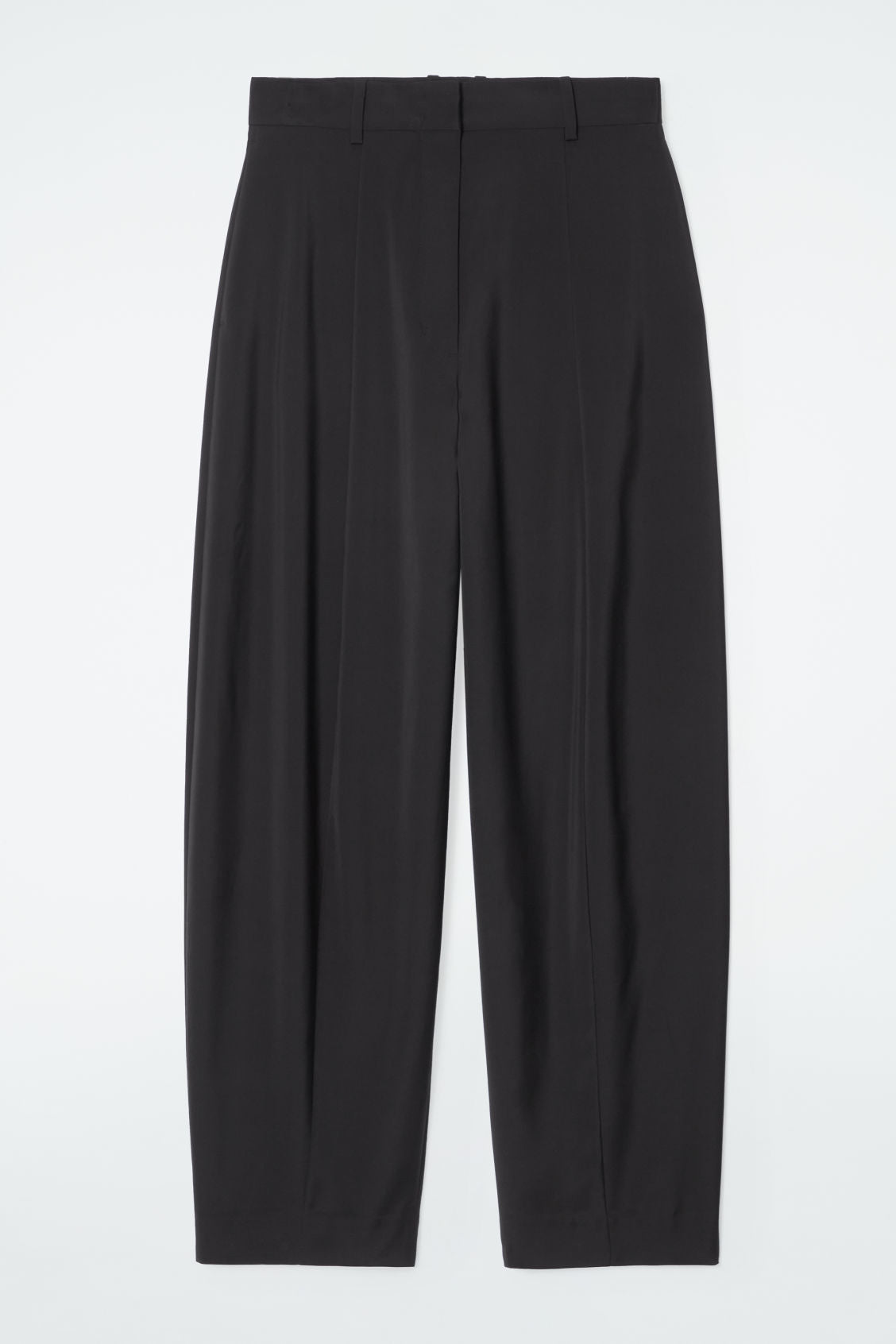 The fluid barrel-leg trousers