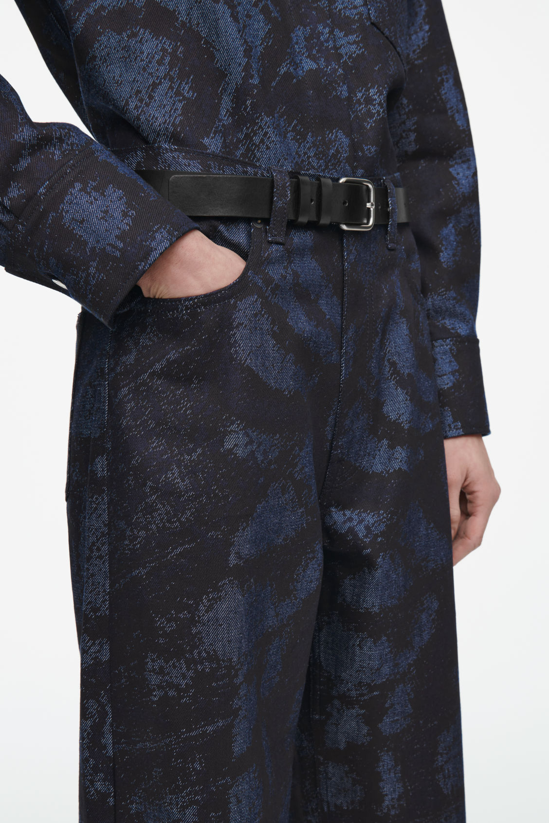 Bay jacquard barrel-leg jeans