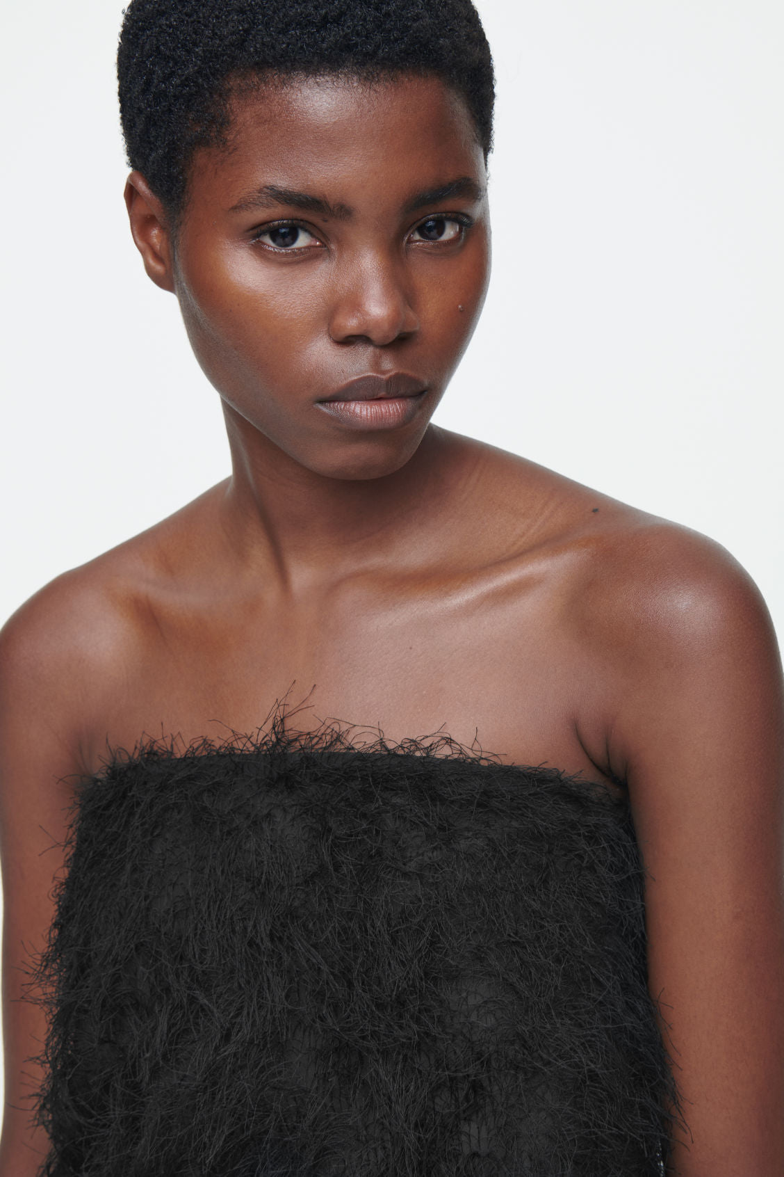 The feathered bandeau