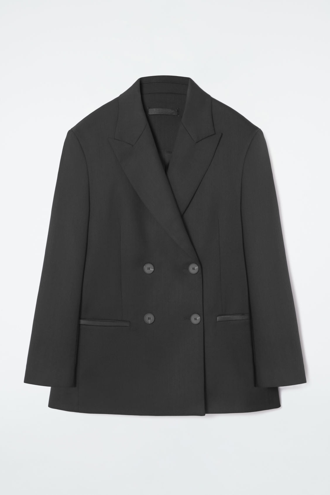 The tailored peak-lapel blazer