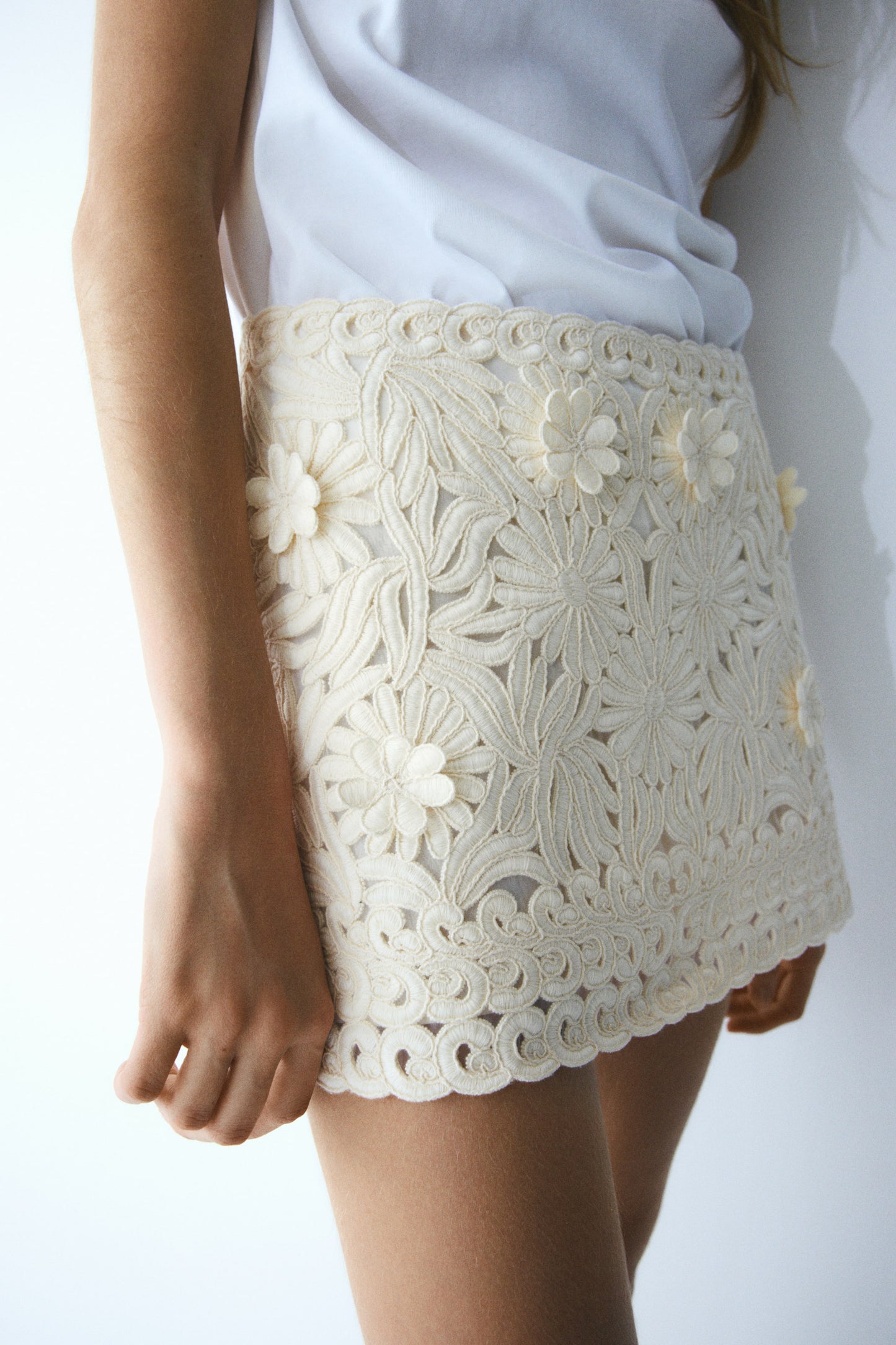 Appliquéd mini skirt