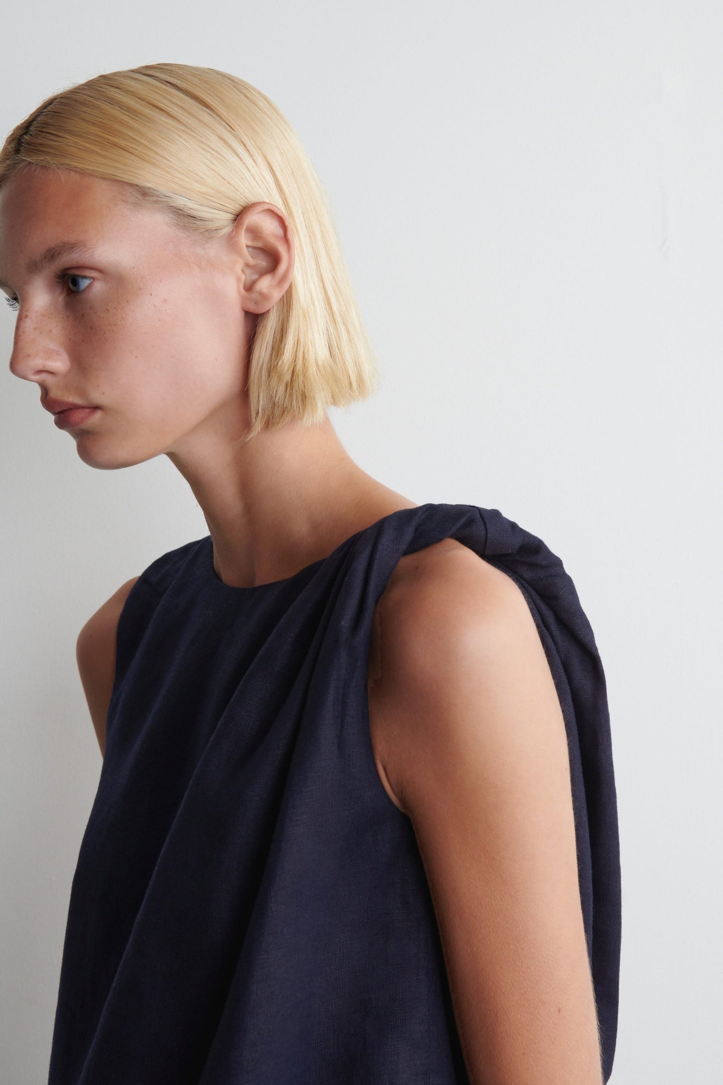 Twisted-Detail Linen Top
