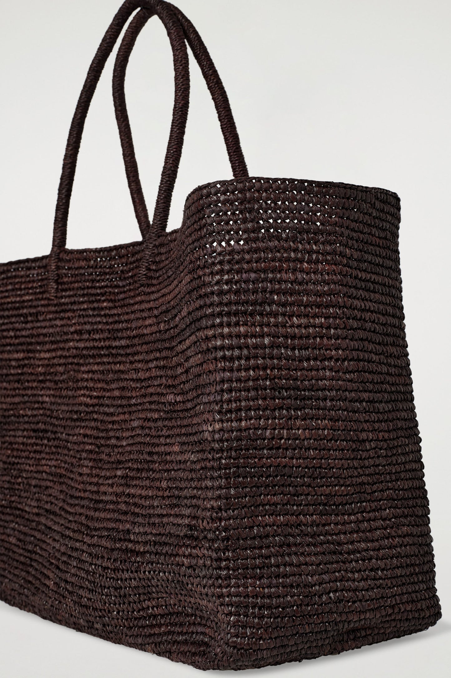 Oversized Hand-Woven Raffia Tote Bag