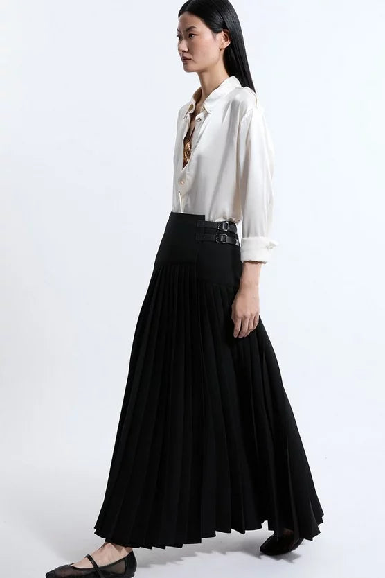 Tailored Crepe Pleated Buckle Detailed Maxi Skirt