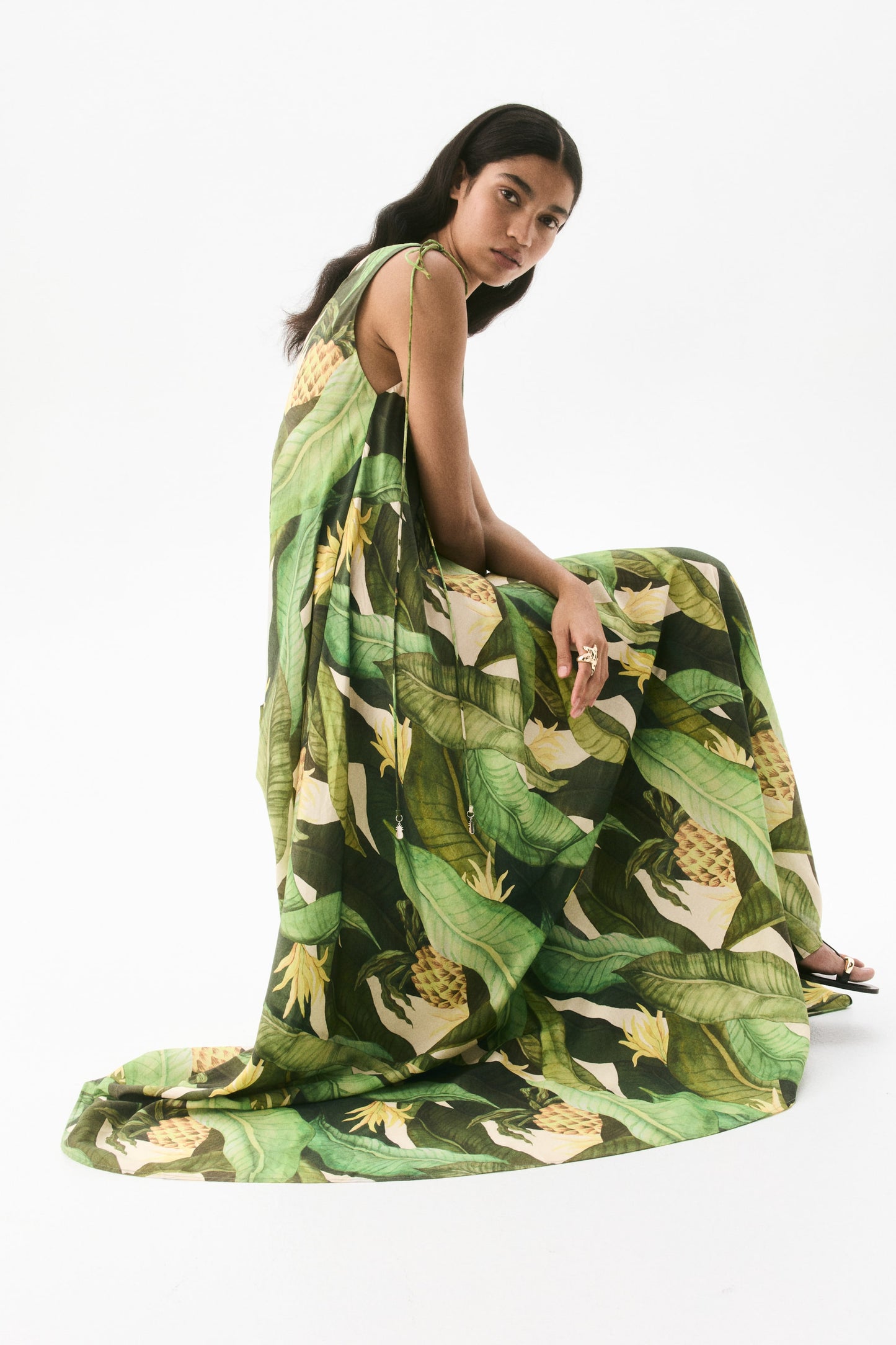 Voluminous maxi dress