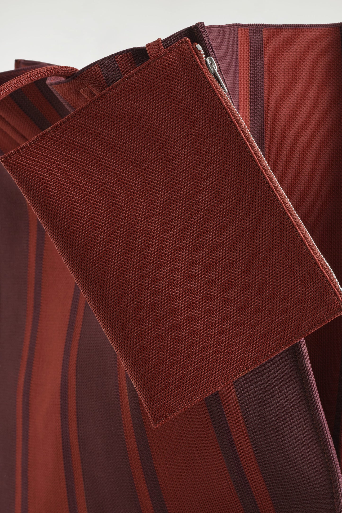 Striped tote bag