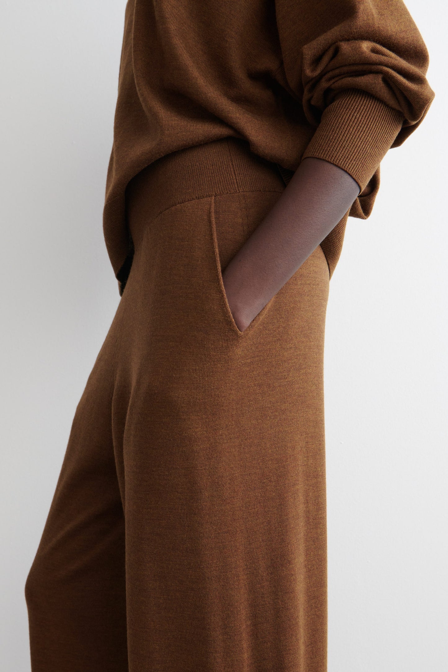 Merino Wool Barrel-Leg Trousers
