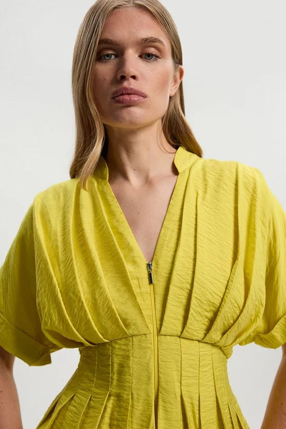 Pleated Neck Tie Detail Woven Short Sleeve Shirt