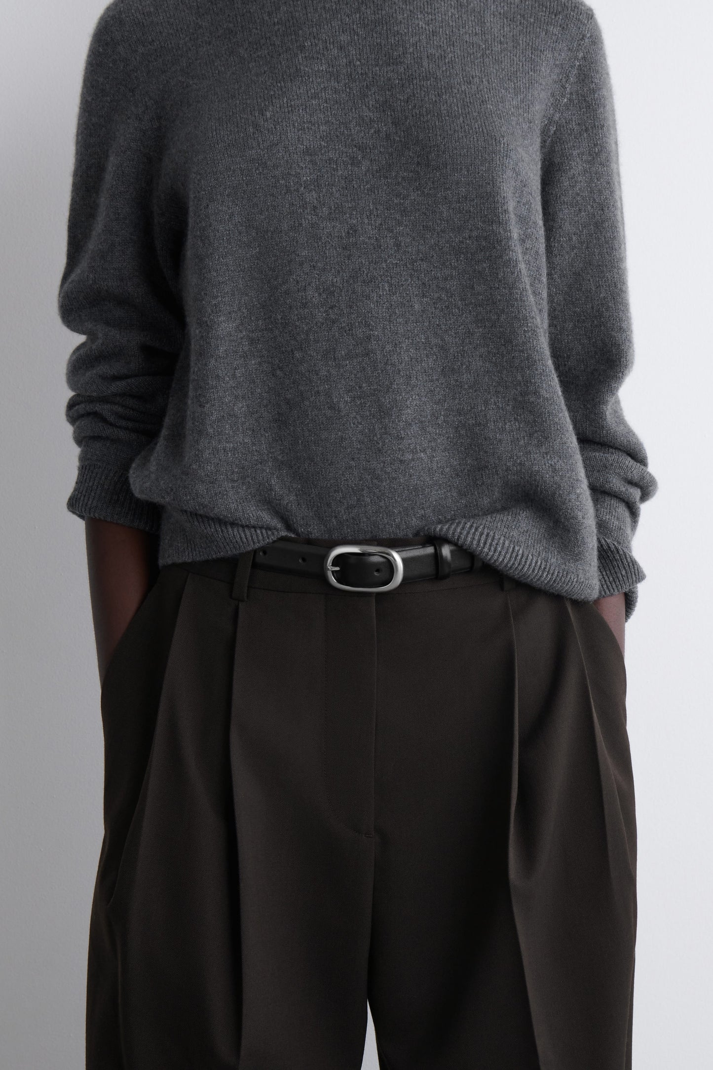 Oval-Buckle Leather Belt