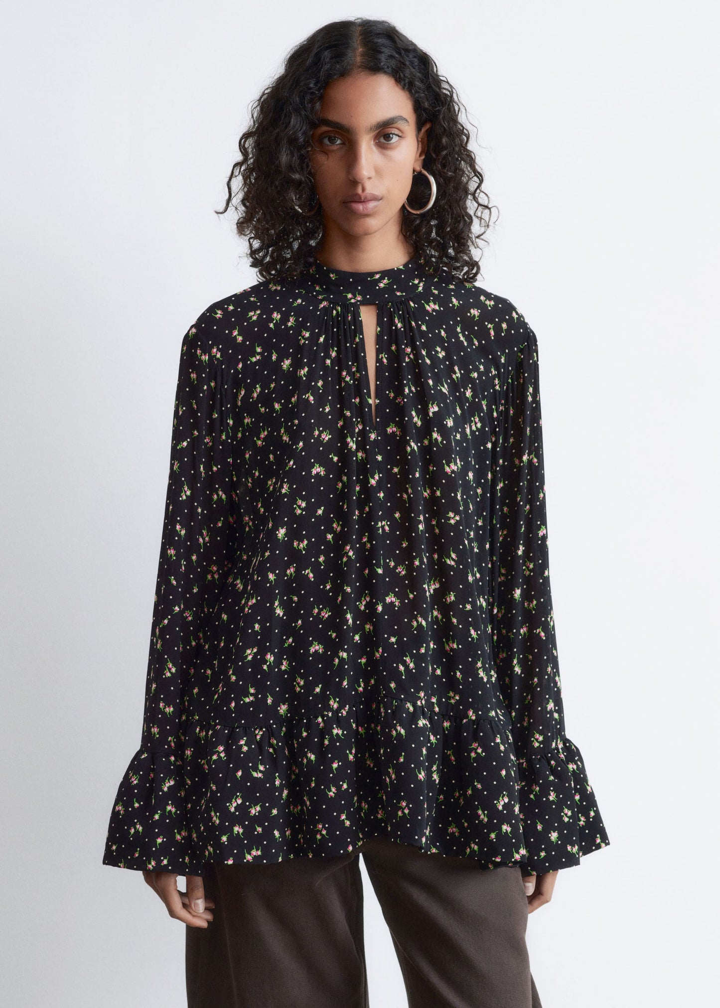 Frilled Stand-Collar Blouse
