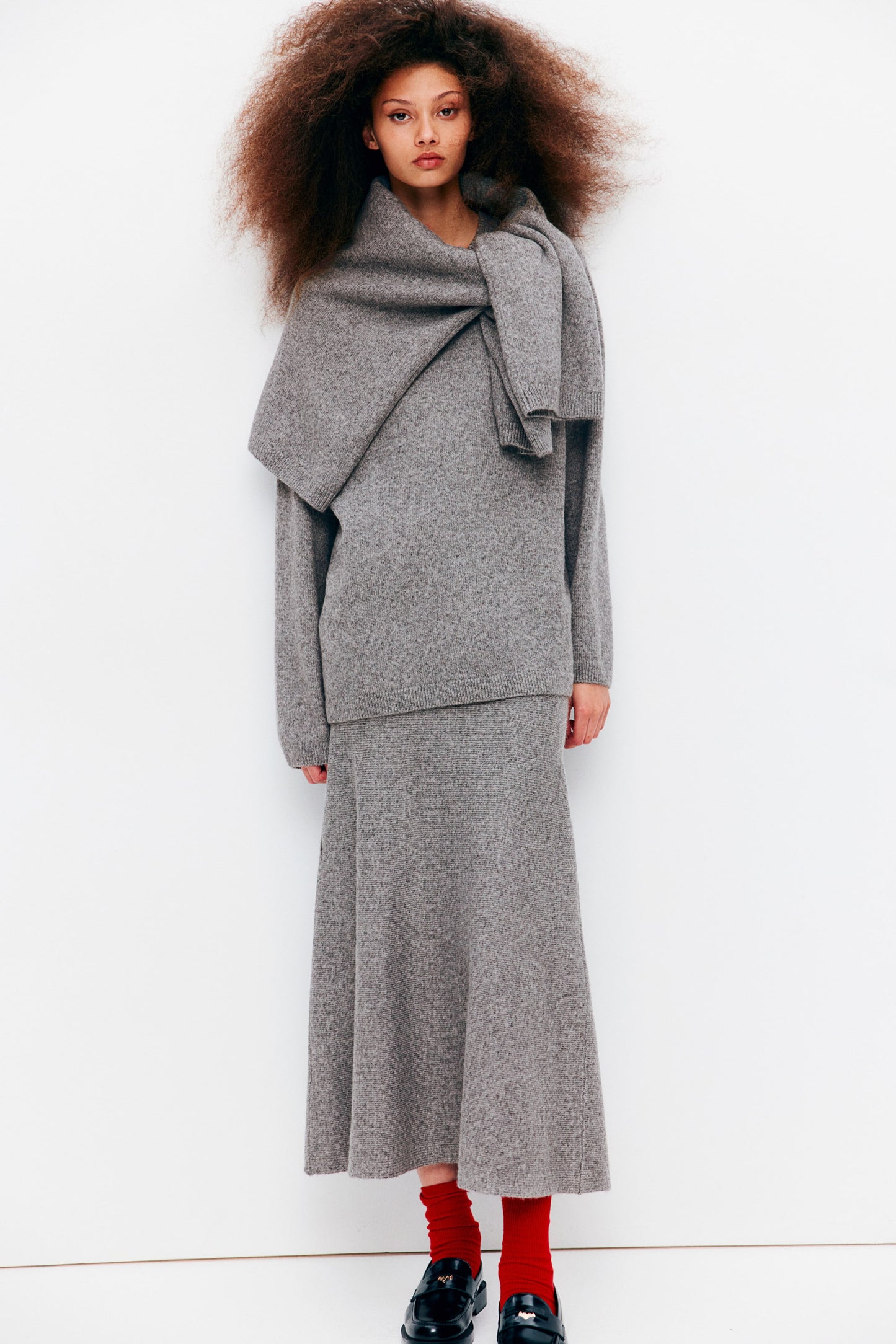 Flared knitted skirt