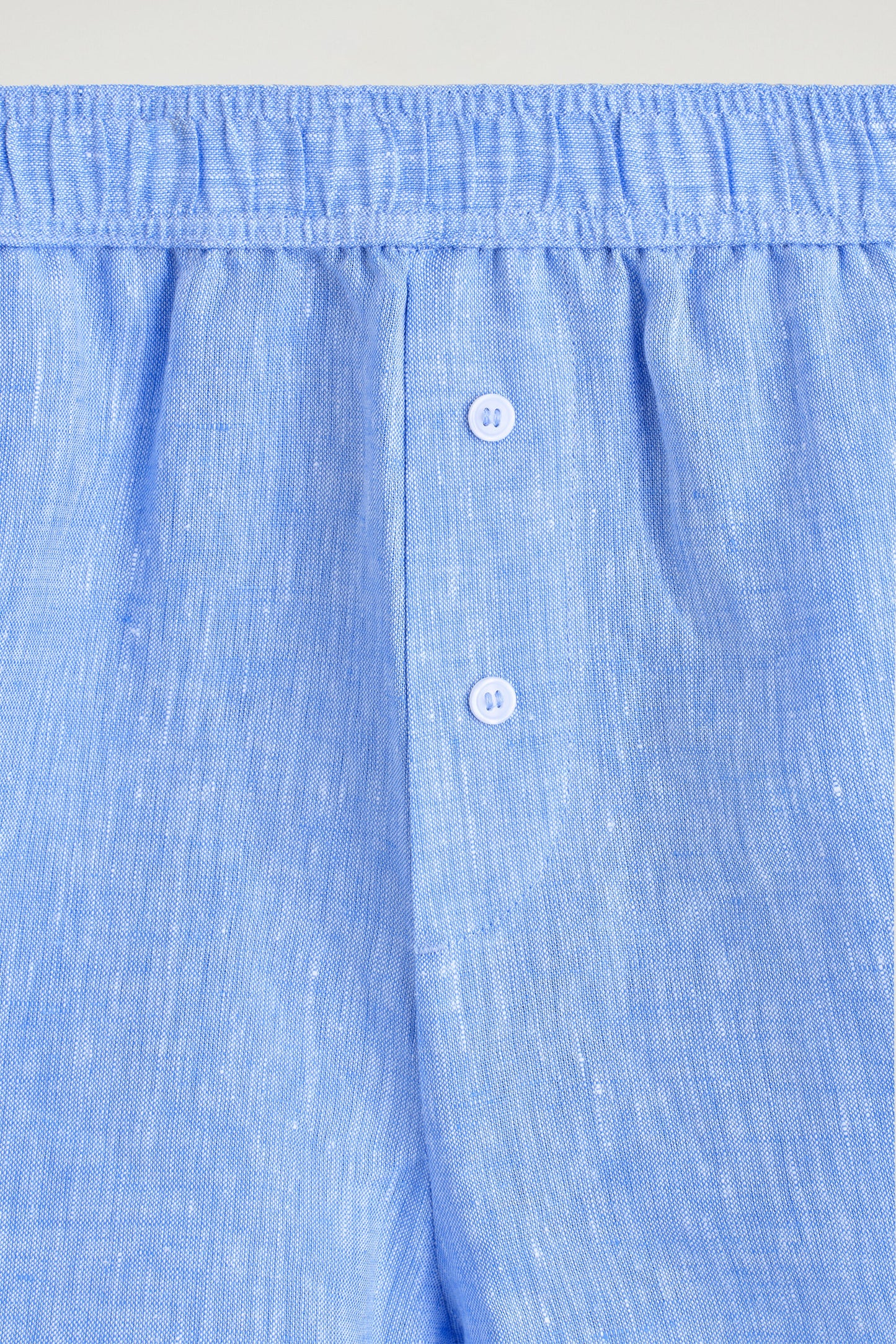 Contrast-piped linen shorts