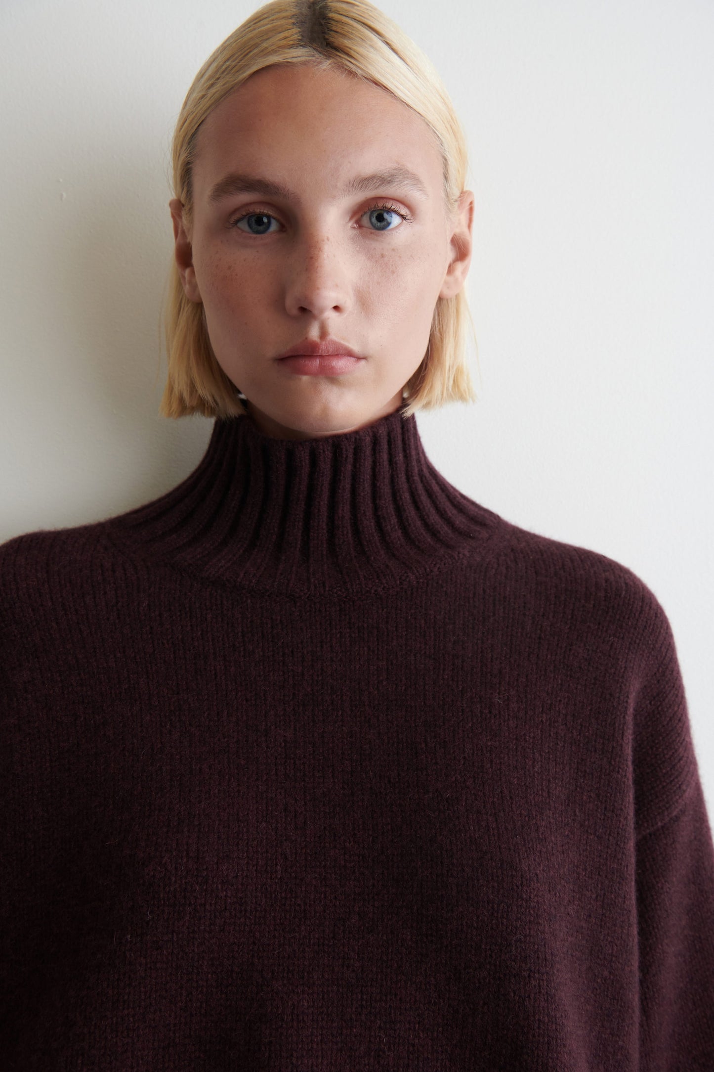 Cashmere Funnel-Neck Jumper