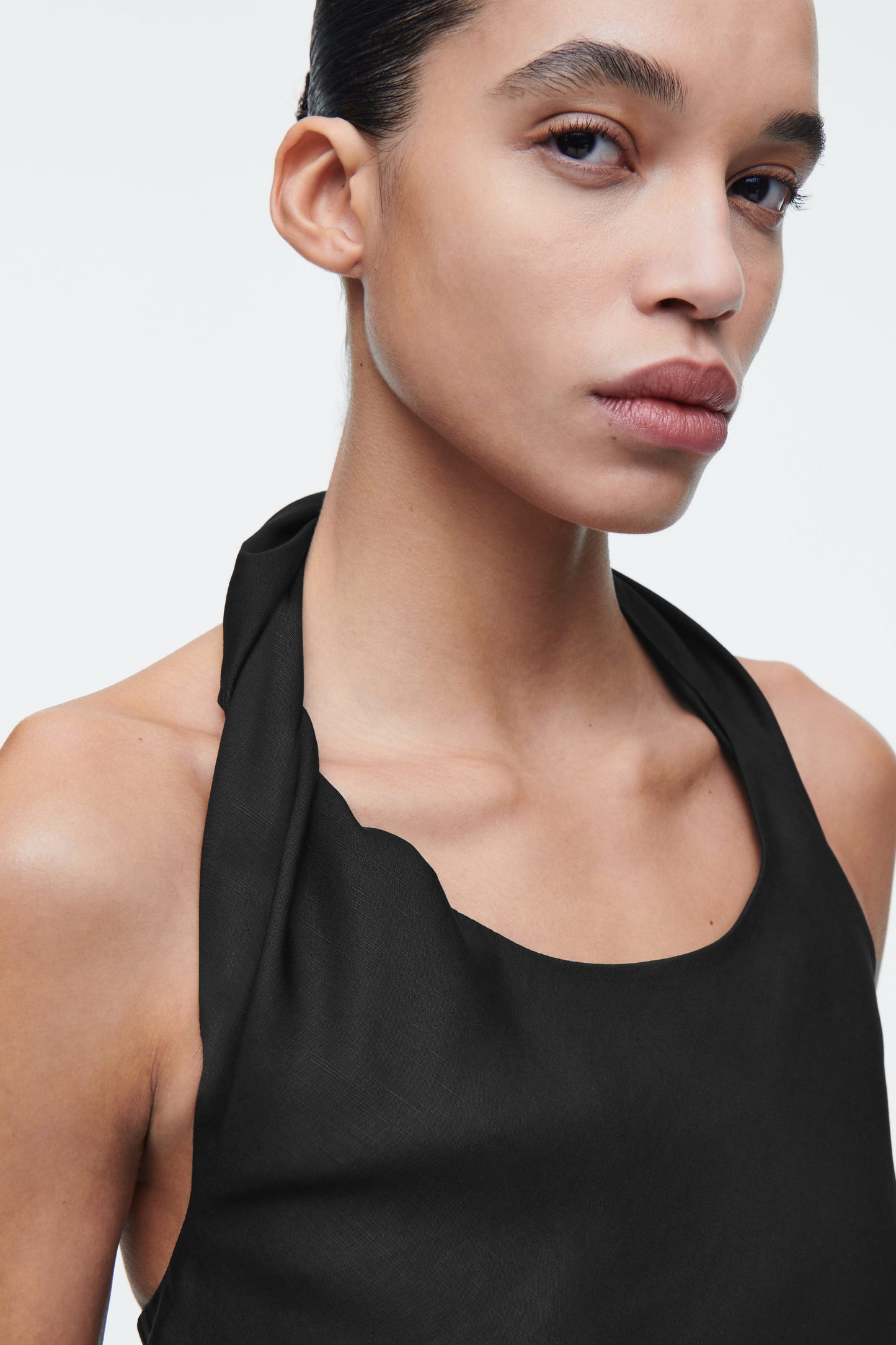 Twist-detail linen-blend top