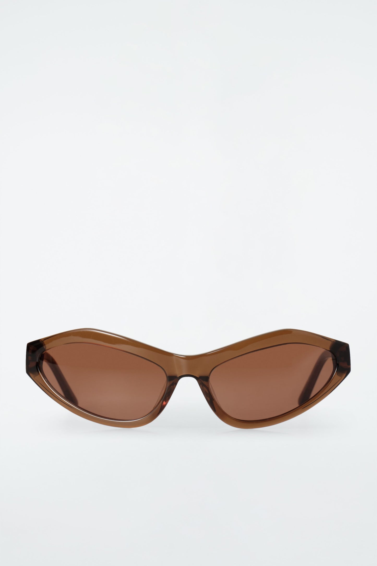 ANGULAR CAT-EYE SUNGLASSES