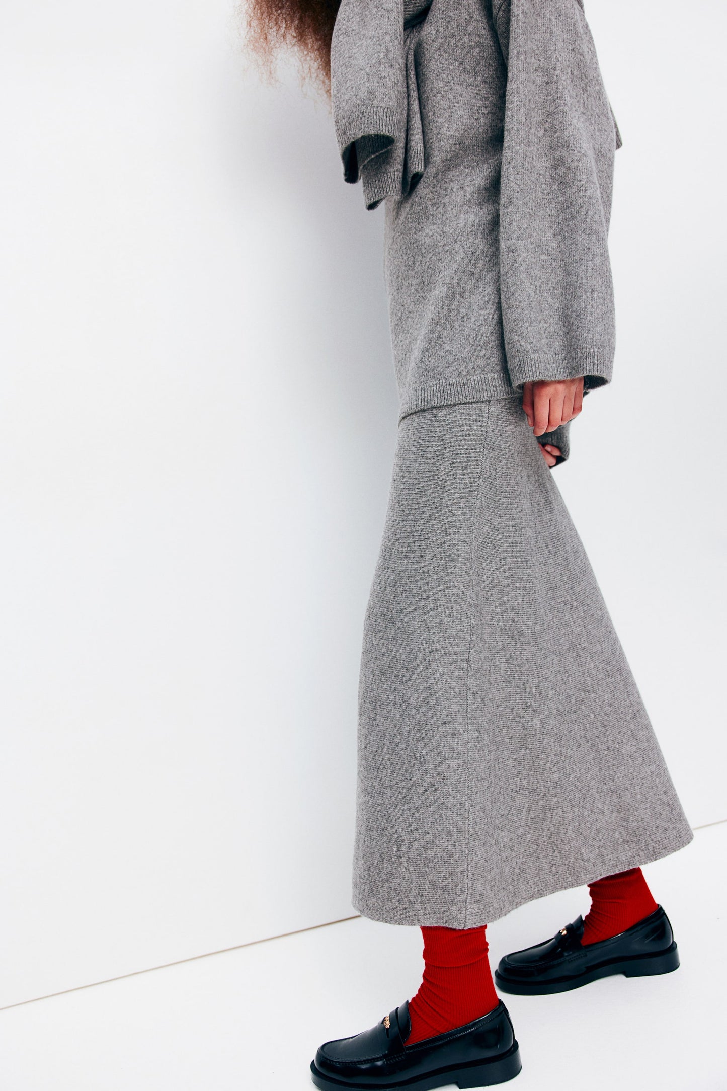 Flared knitted skirt