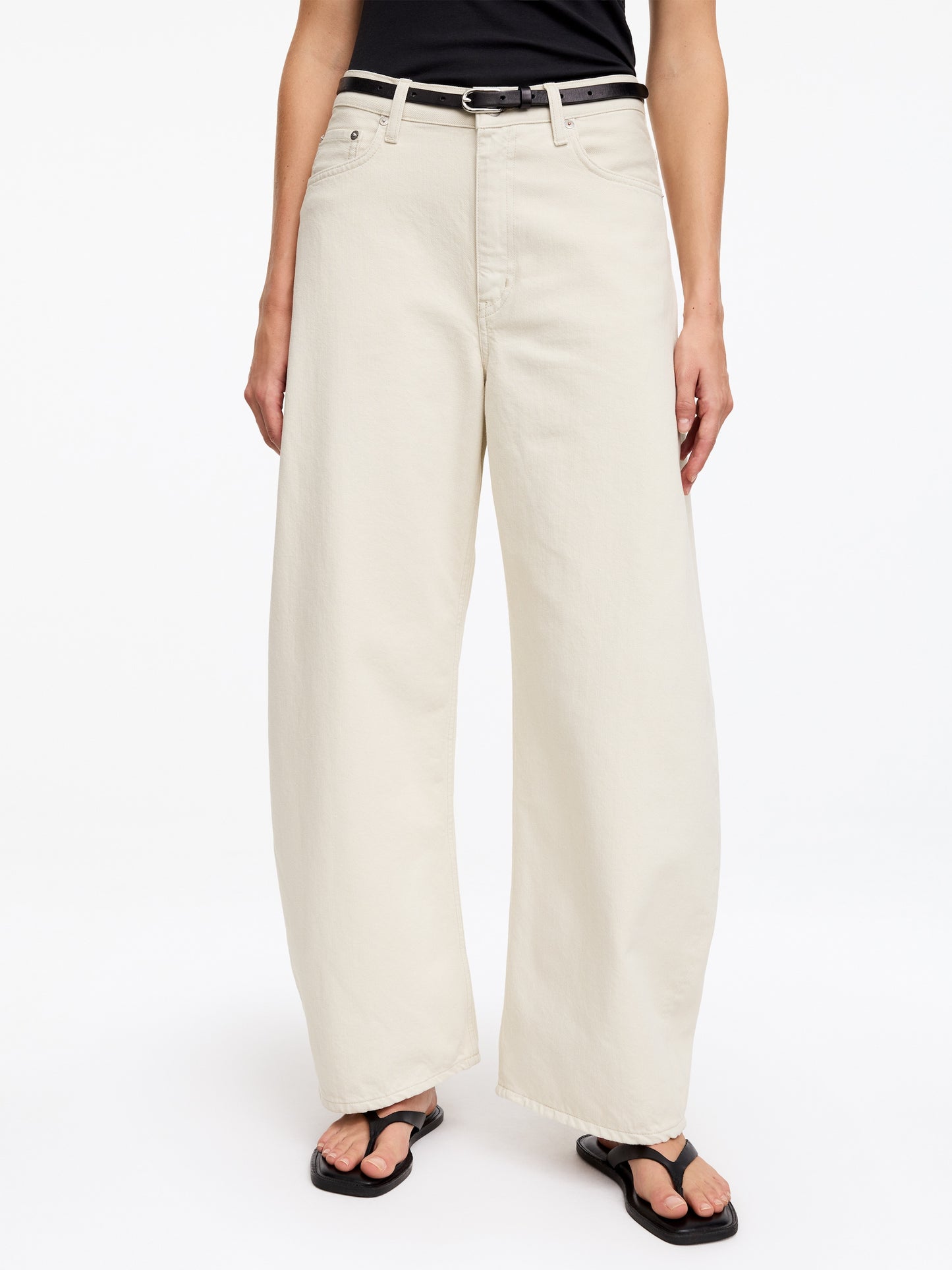 Peony Barrel Jeans