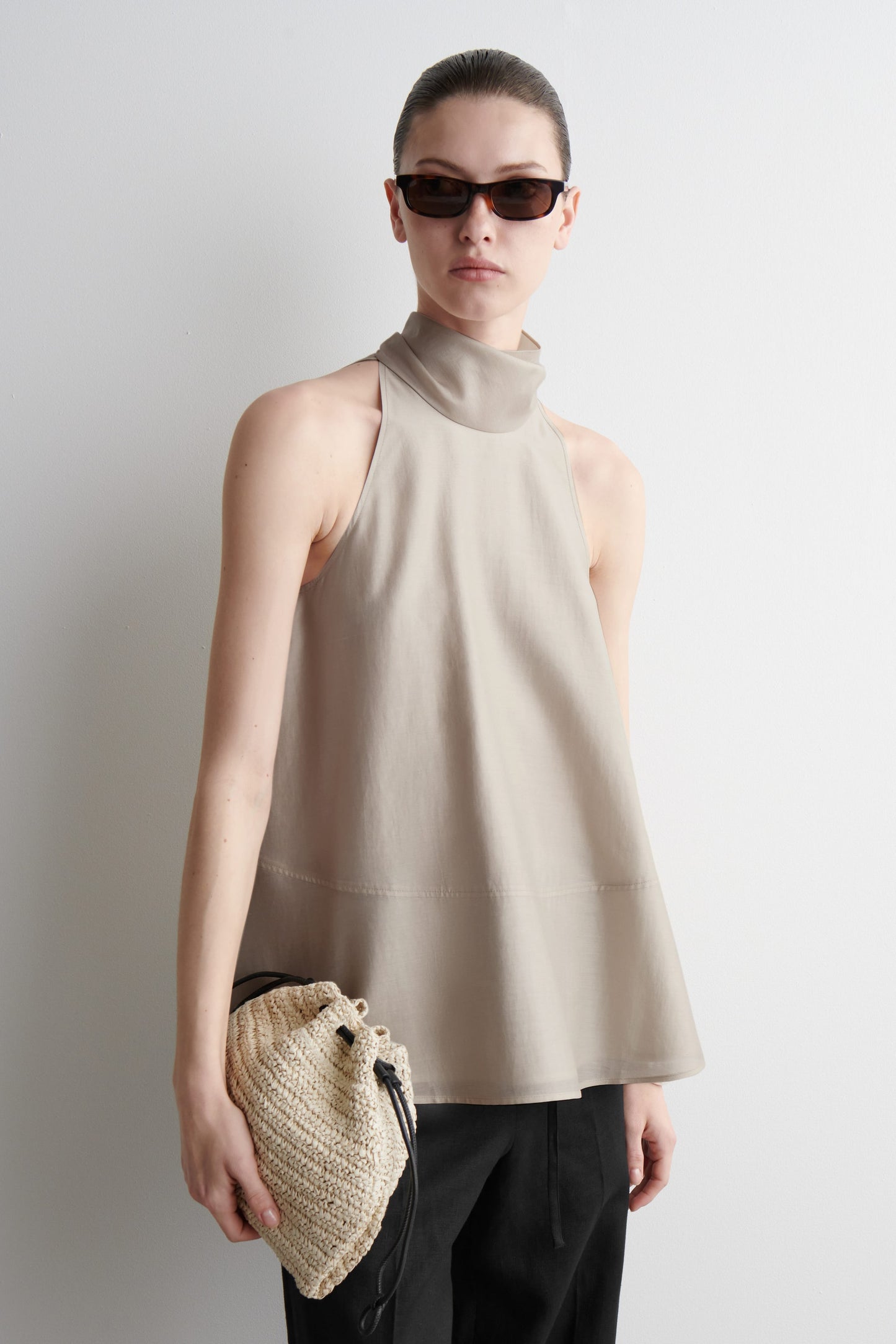 Mini Cavatelli Straw Clutch Bag