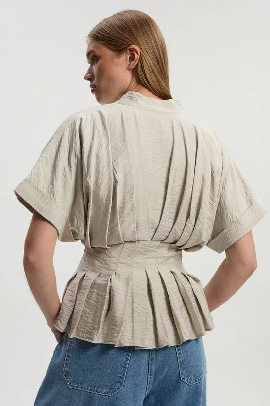 Pleated Neck Tie Detail Woven Short Sleeve Shirt
