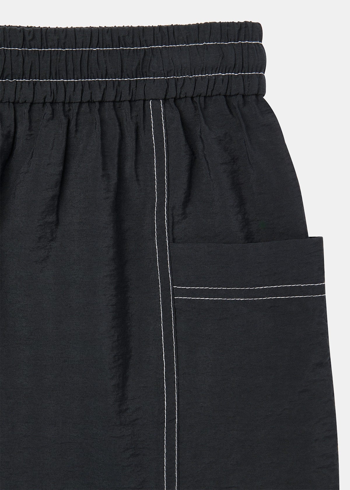 Black/Multi Contrast Stitch Pull On Short