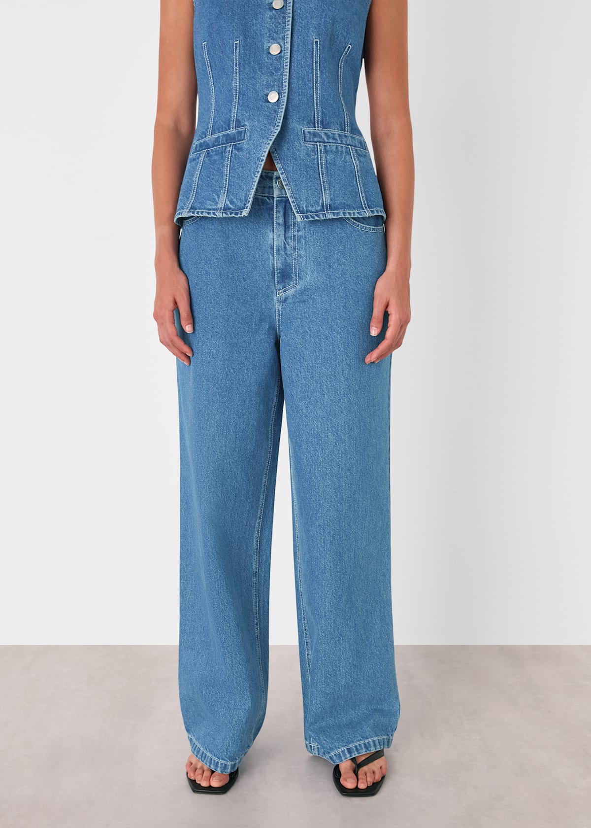 Denim Relaxed Straight Leg Jean