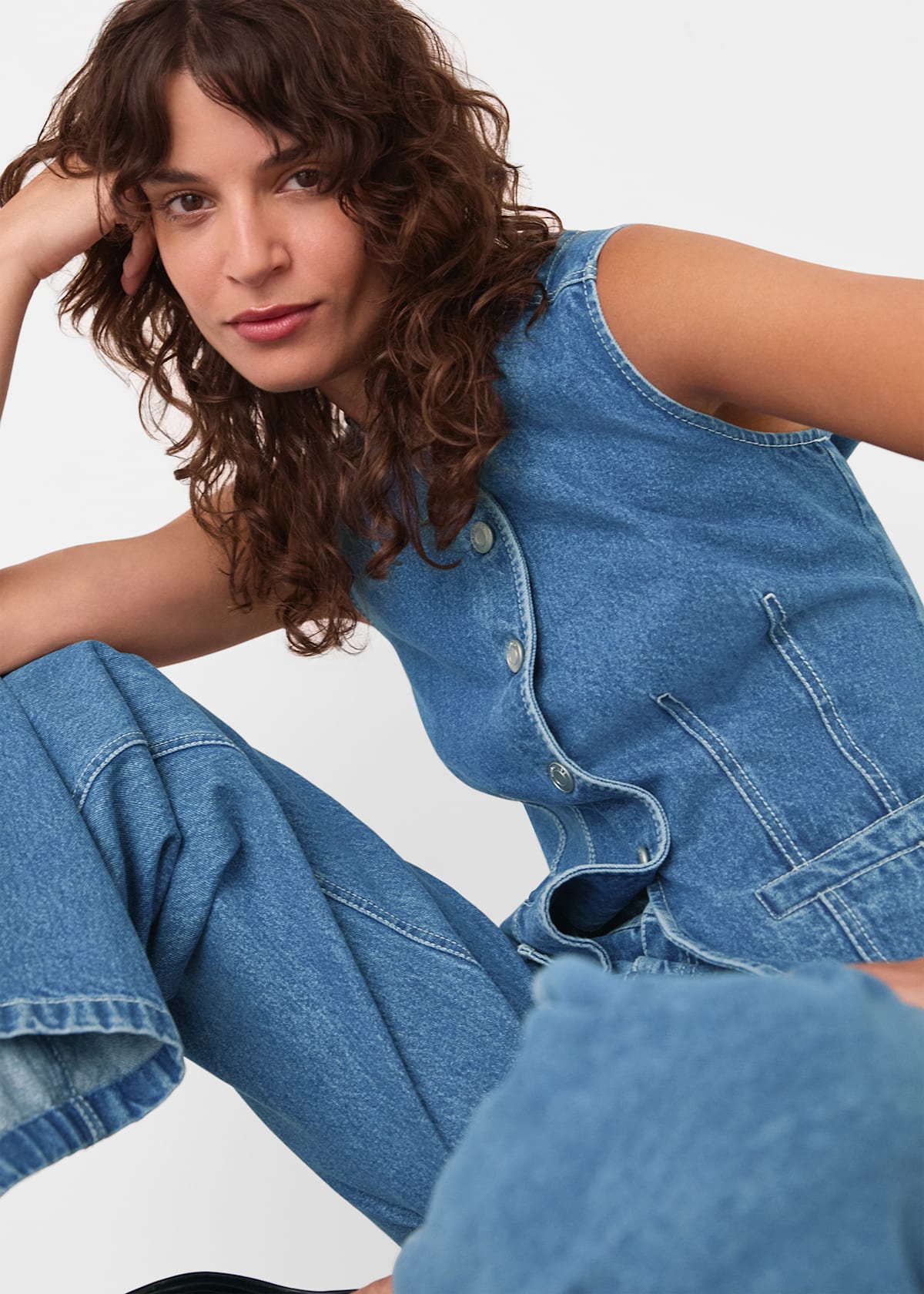 Denim Relaxed Straight Leg Jean