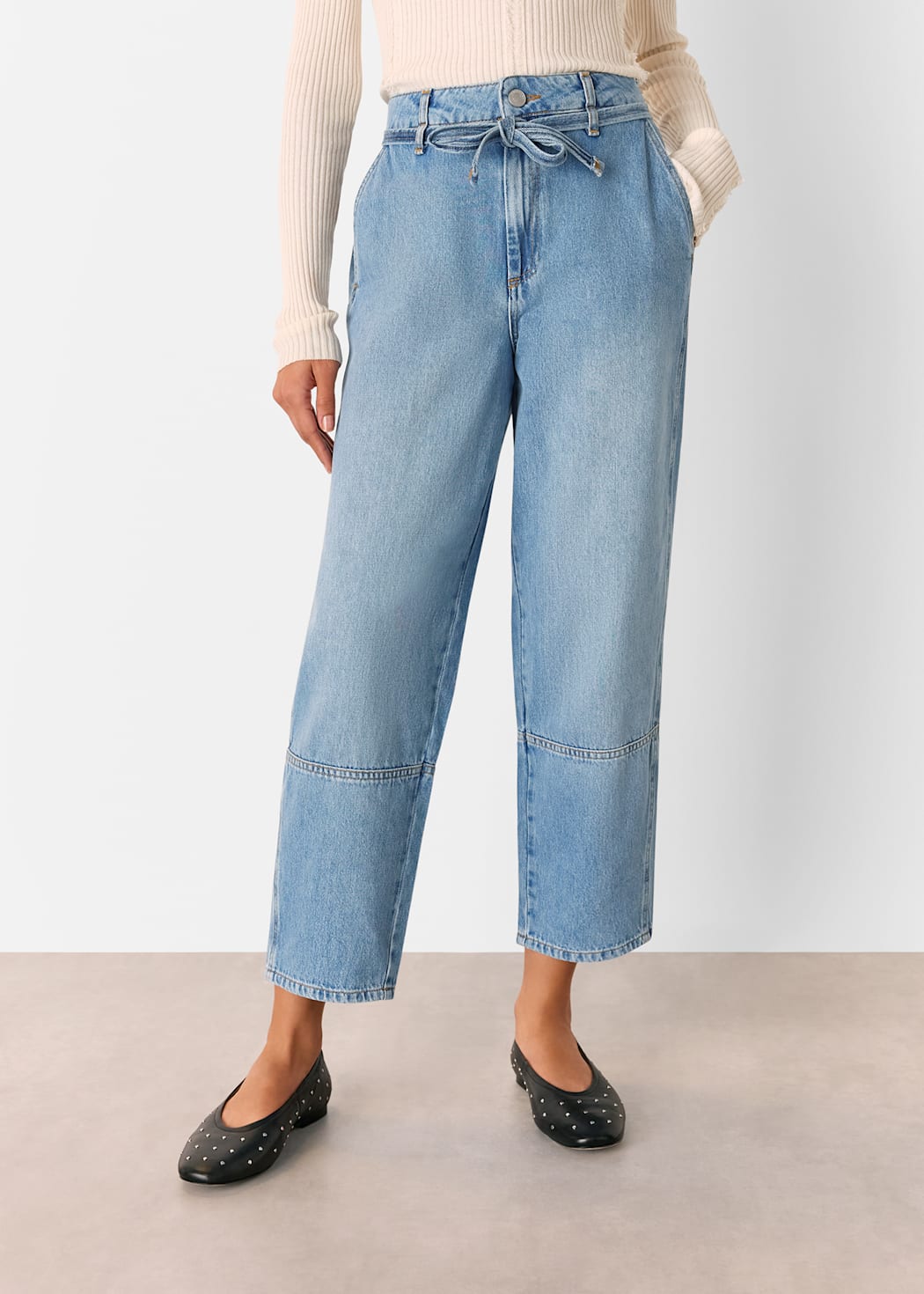 Light Wash Tie Waist Barrel Leg Jean