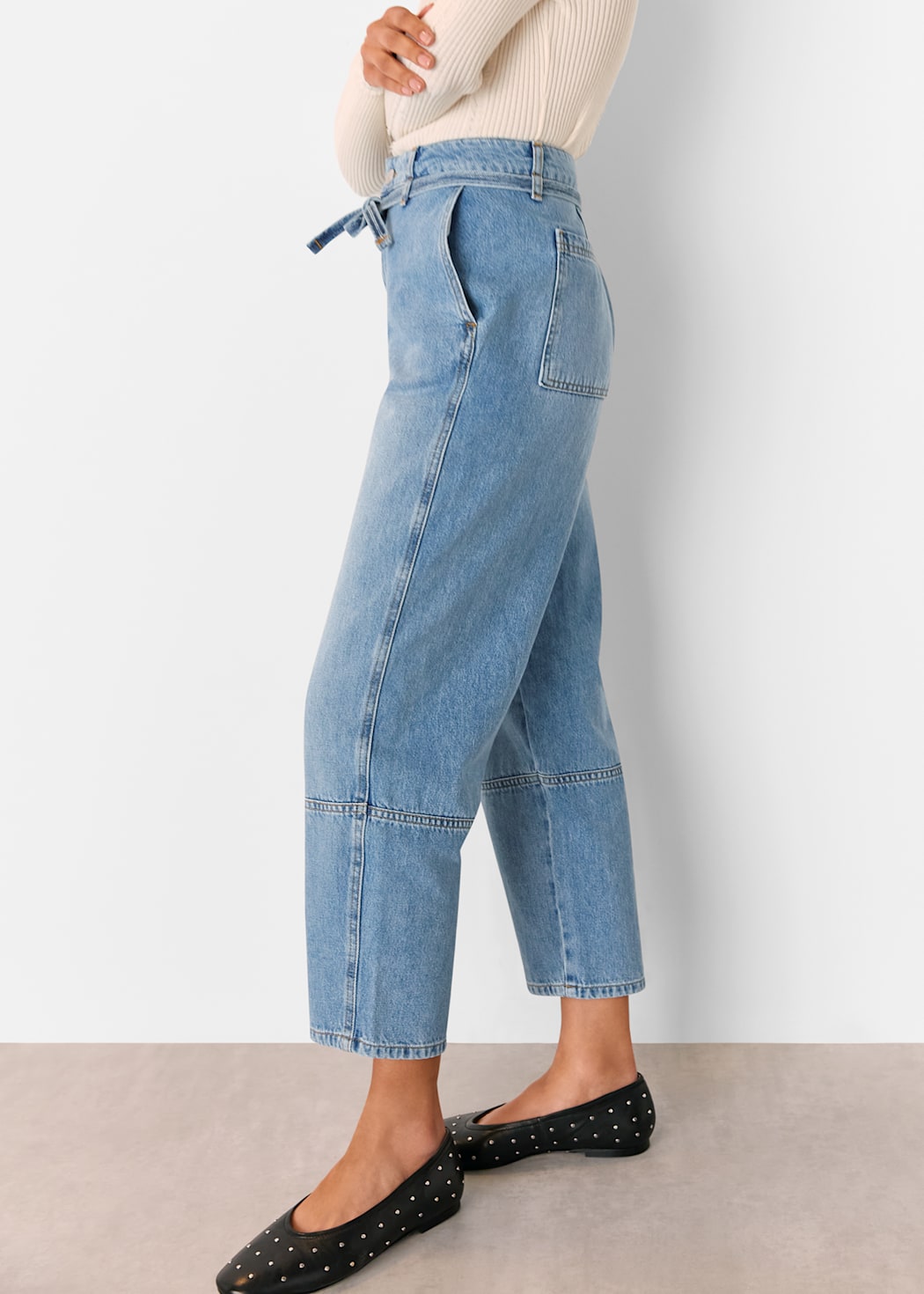 Light Wash Tie Waist Barrel Leg Jean