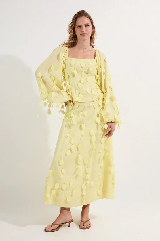 Applique Balloon Sleeve Woven Top