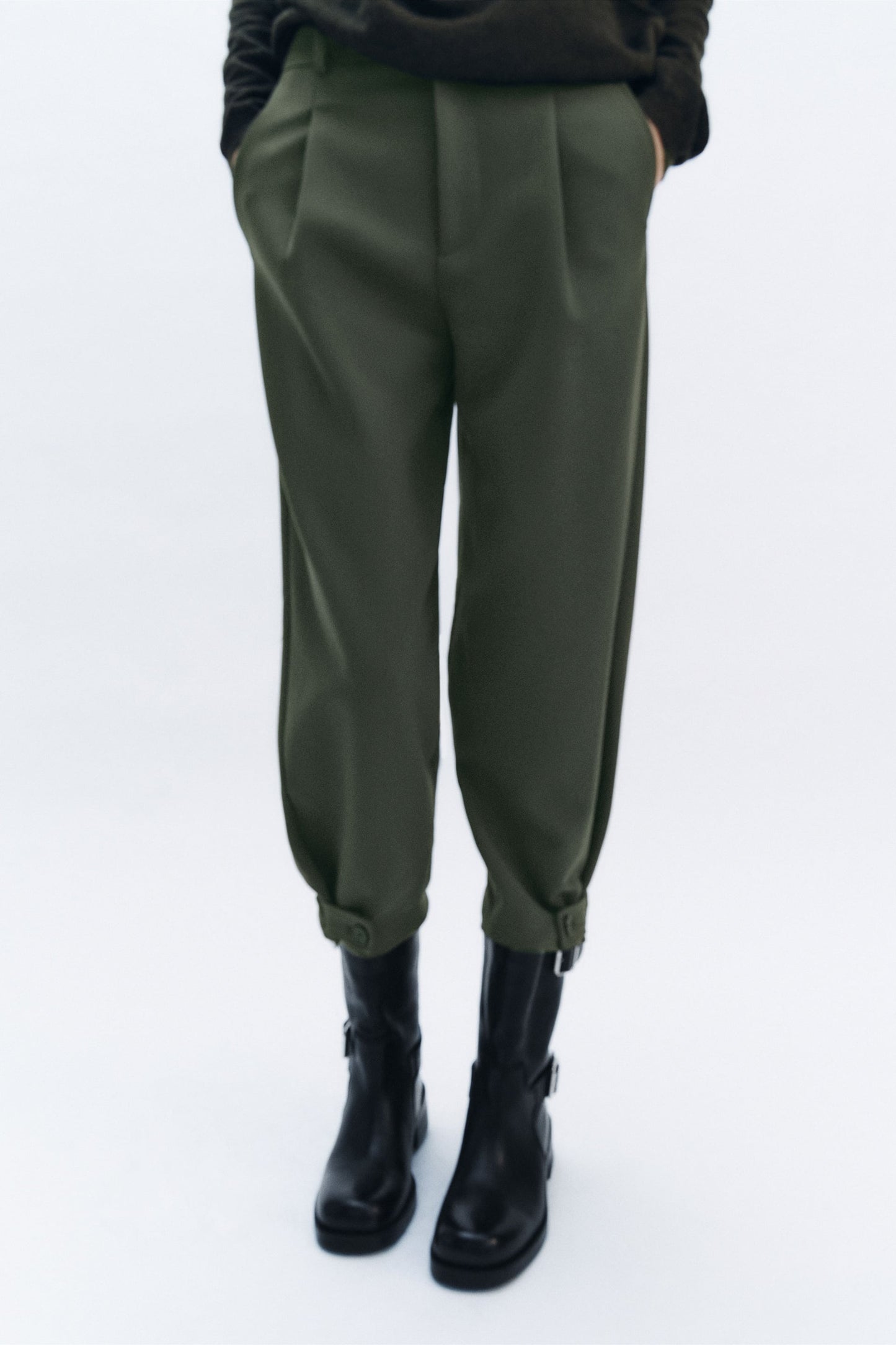 Tailored dart trousers