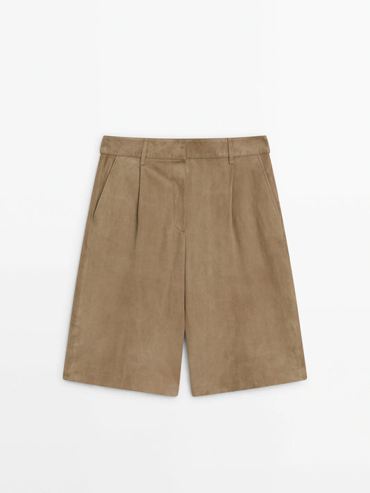 Suede leather bermuda shorts