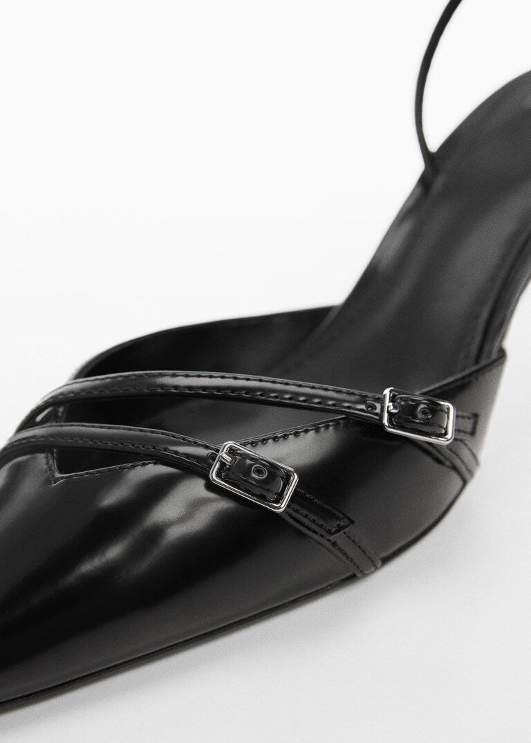 Slingback heeled shoes with buckle