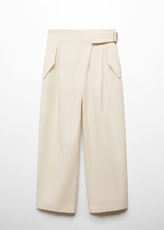 Trousers with belt loops