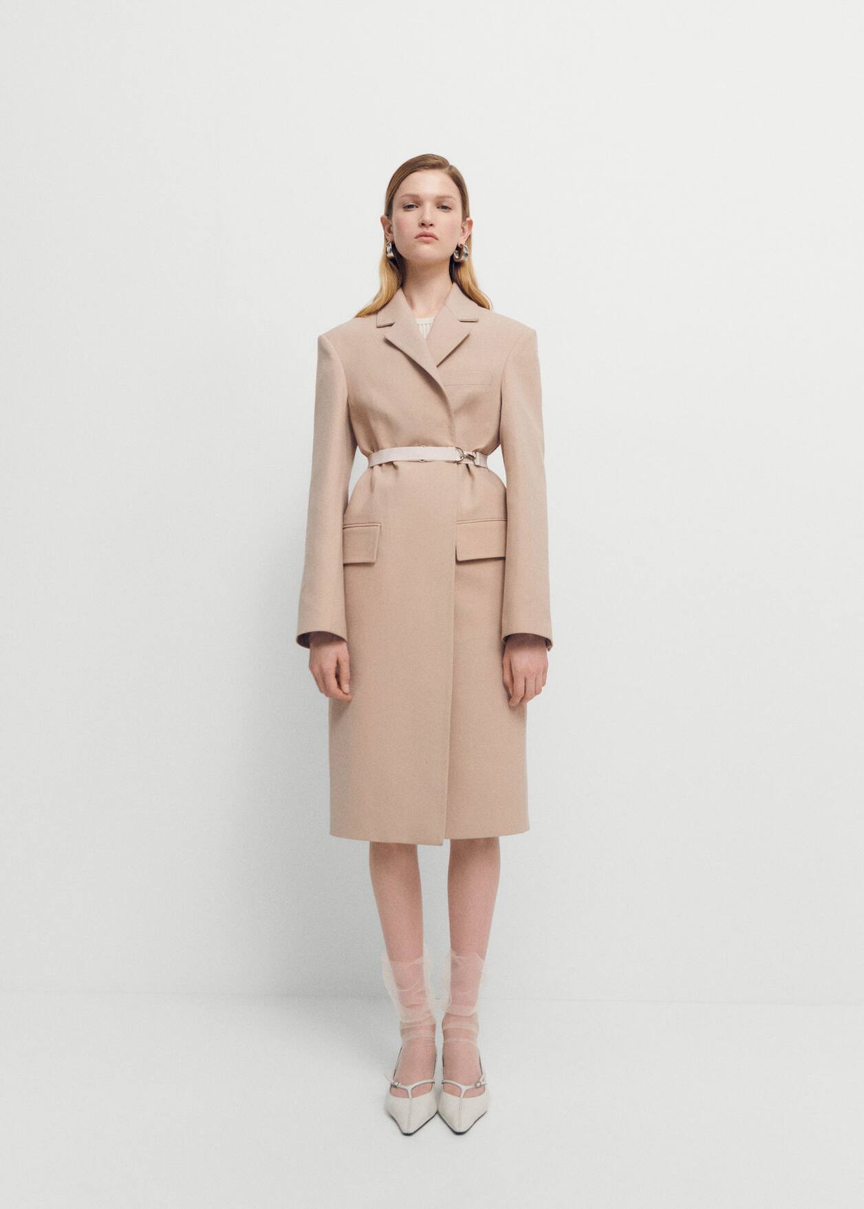 Structured double fabric coat with belt