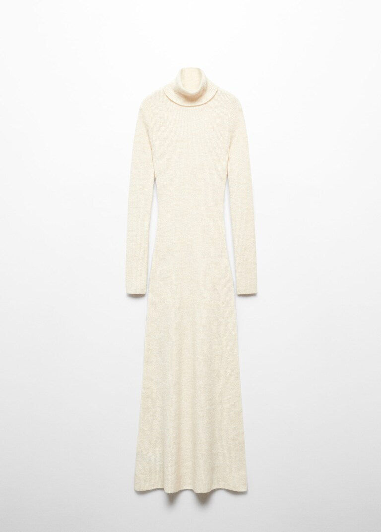 Round-neck knitted dress