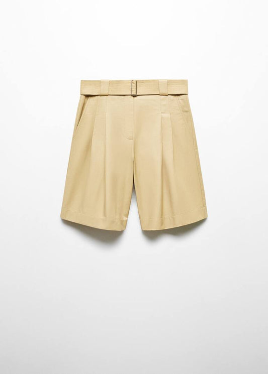 Pleated bermuda shorts