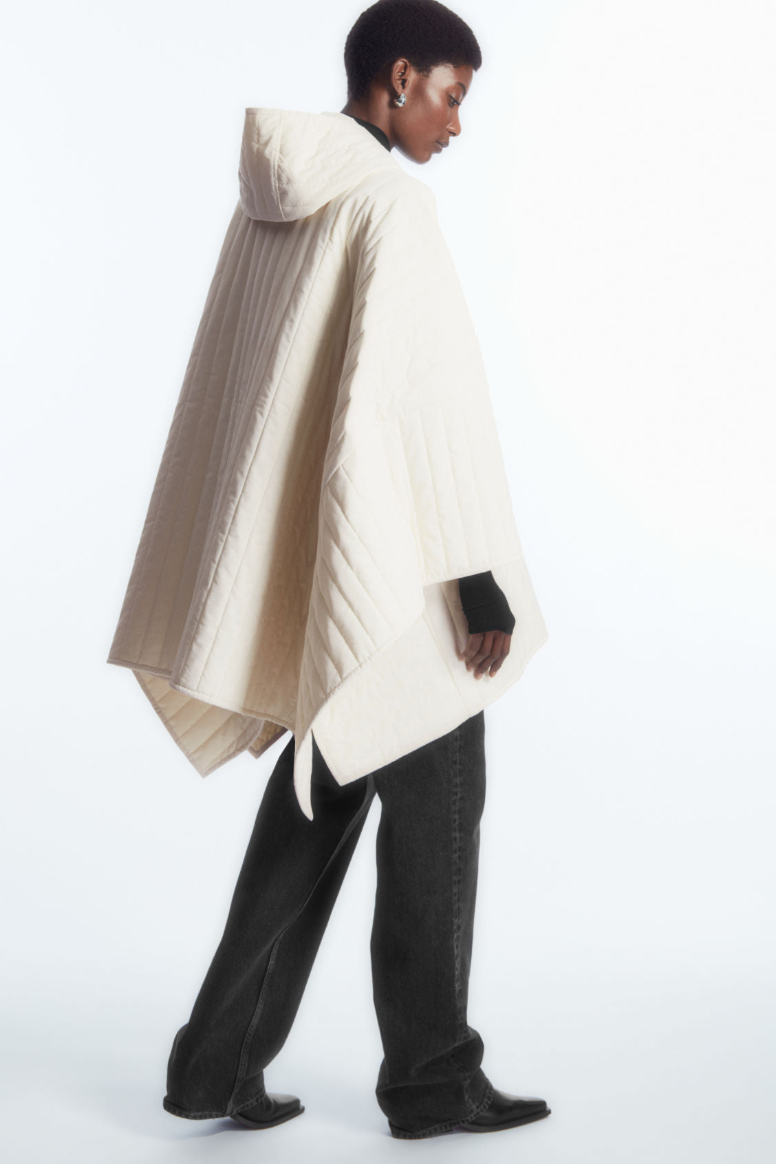 Hooded padded cape