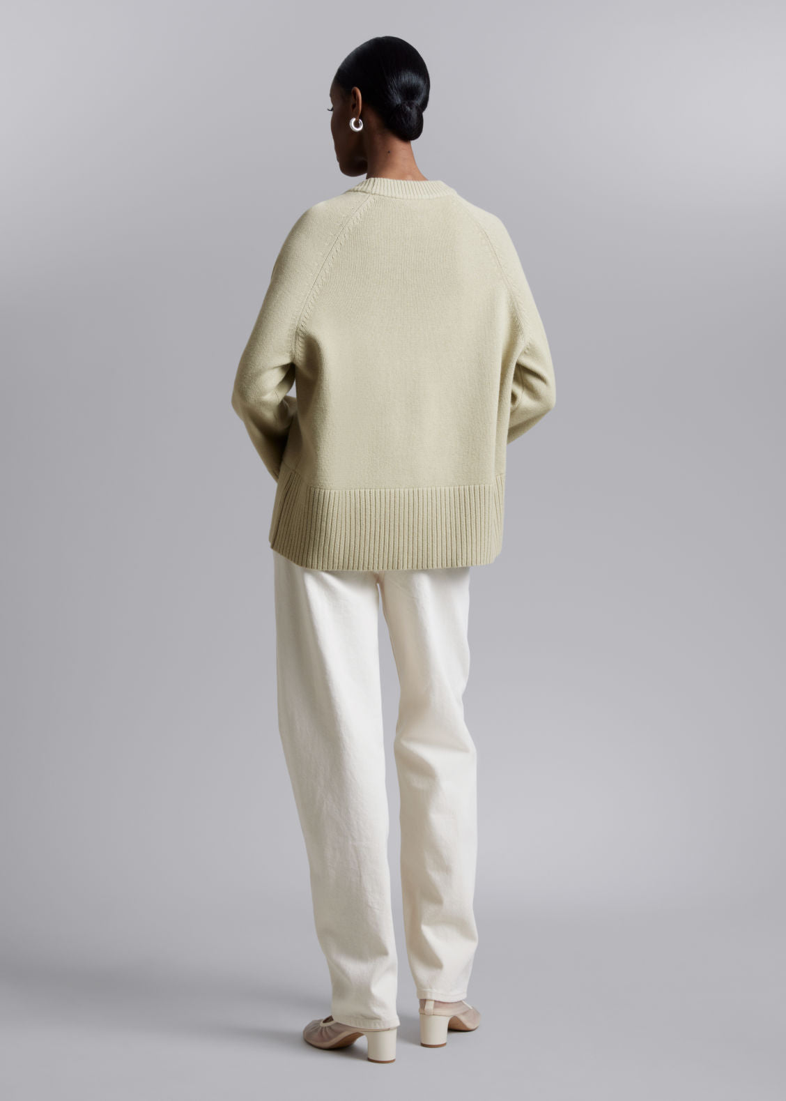 Oversized raglan sleeve jumper